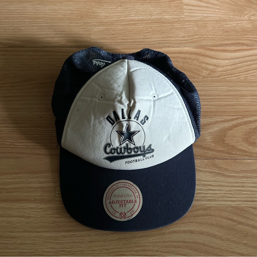 Mitchell & Ness Dallas Cowboys Vintage NFL Collection SnapBack Hat